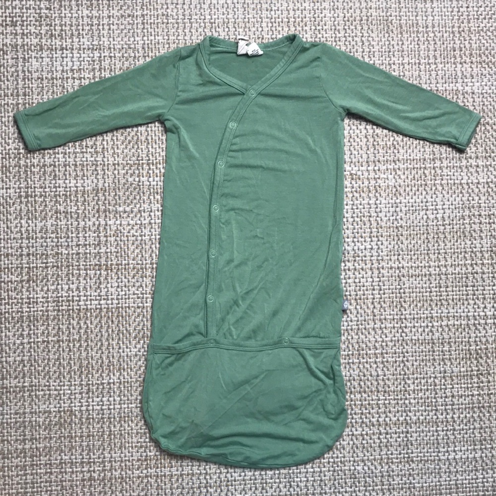 Kyte Baby Gown (size 3-6m)